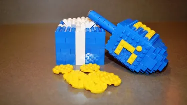 Dreidel | LEGOLAND Discovery Center Chicago