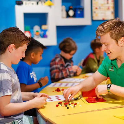 Kids in Creative Workshop | LEGOLAND Discovery Center New Jersey