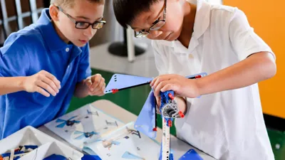 Kids Building | LEGOLAND Discovery Center Chicago