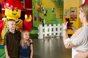 Meet LEGO® Stars | LEGOLAND Discovery Center Westchester