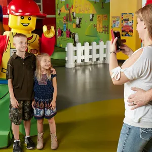 Meet LEGO® Stars | LEGOLAND Discovery Center Westchester