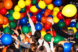 Balloons | LEGOLAND Discovery Center